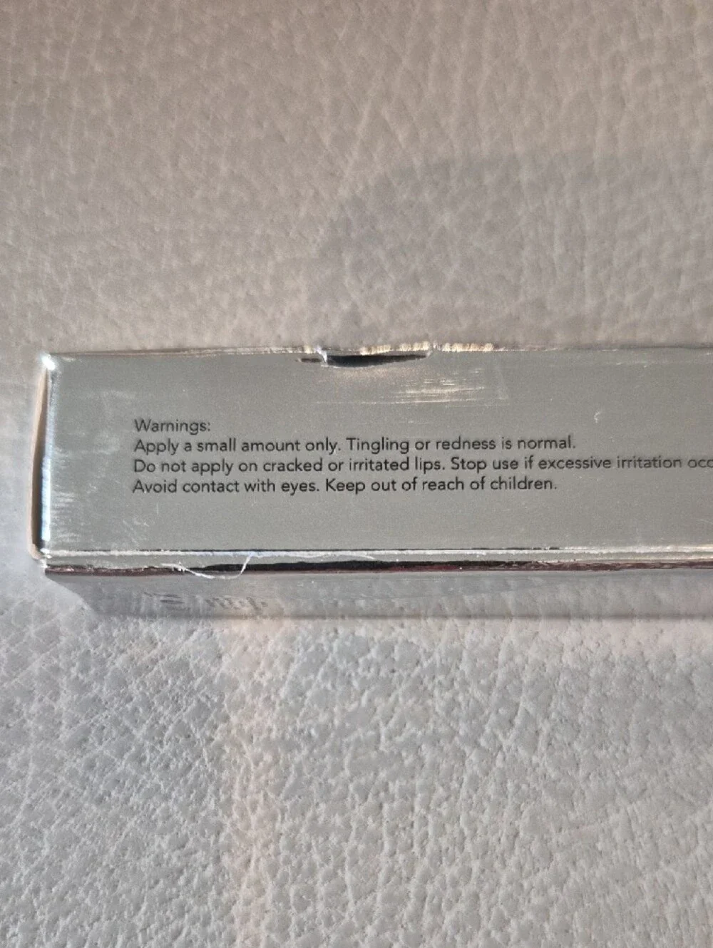 Hyaluronic Acid Lip Plumper - Silver